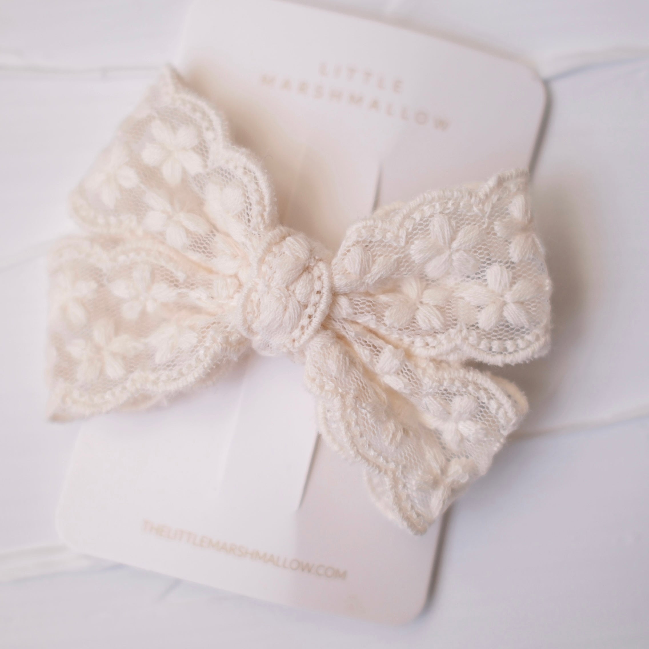 Pixie Bow | Cream Blossom