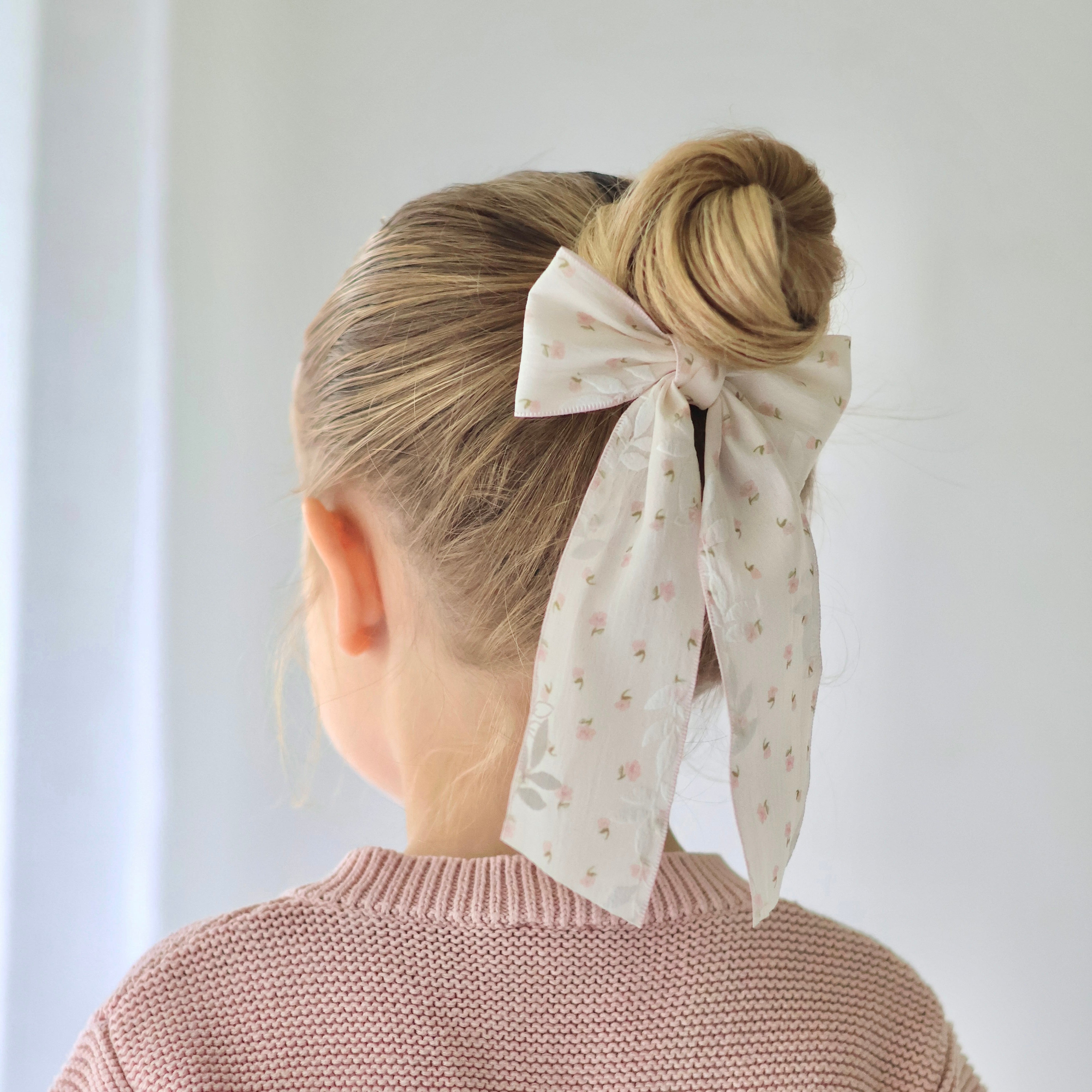 Longtail Bow | Little Rosebuds