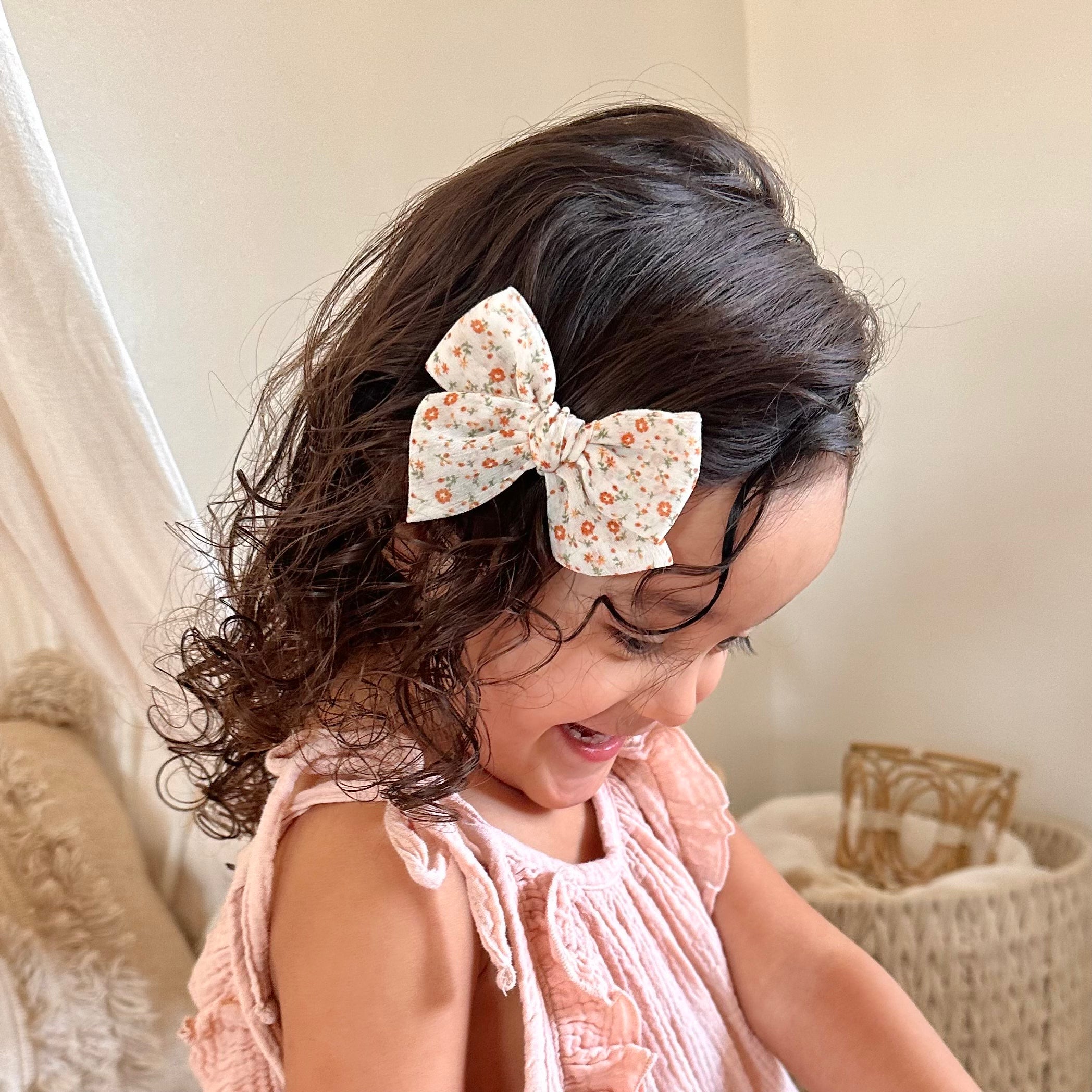 Pinwheel Bow // Amber Flora