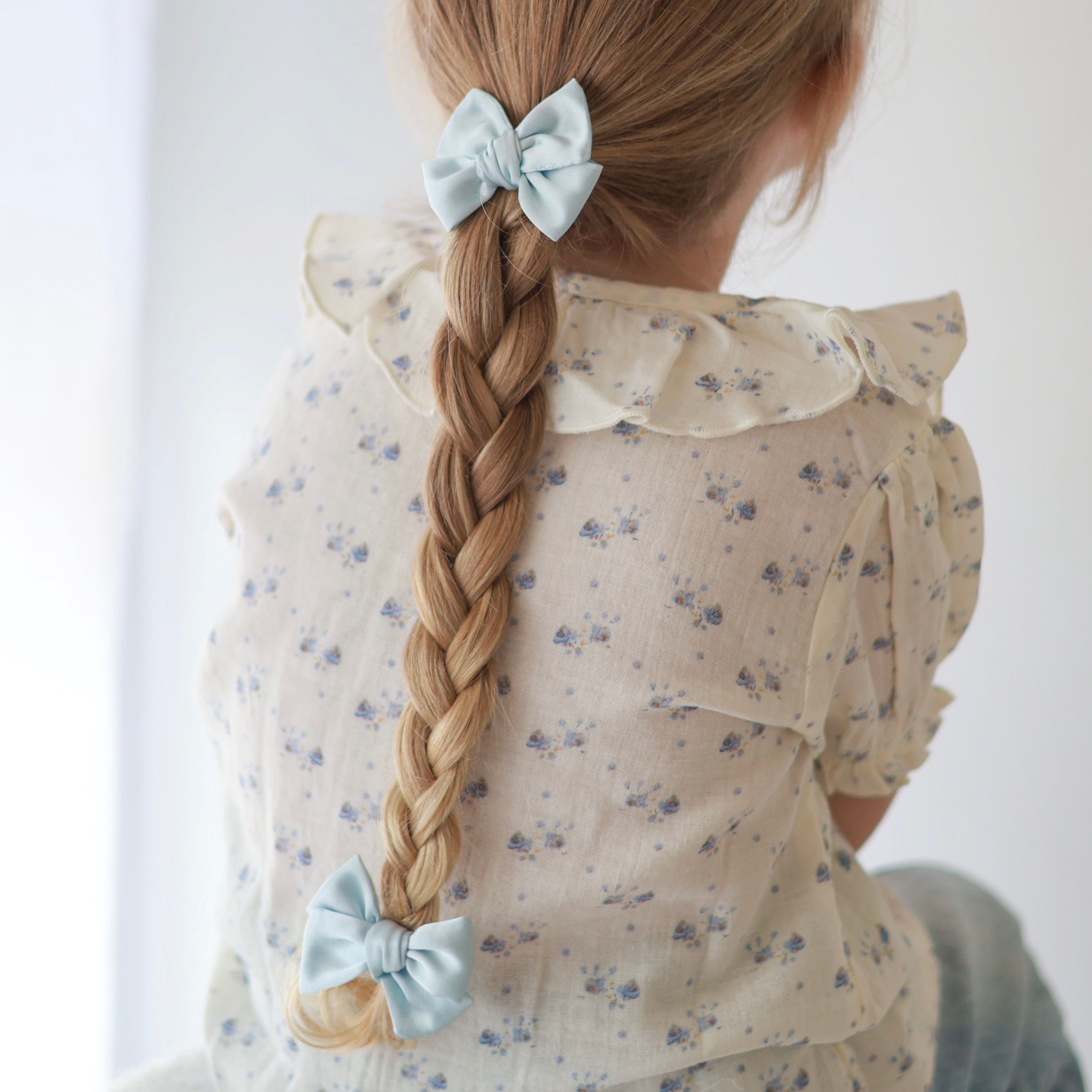 Pinwheel Pigtail Set | Blue Mist
