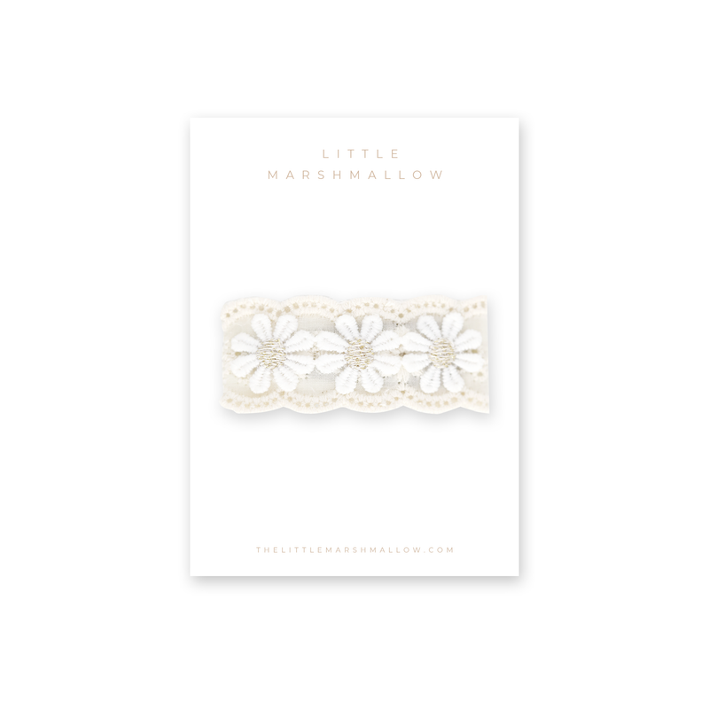 Clip // Lacey Blossom - Cream