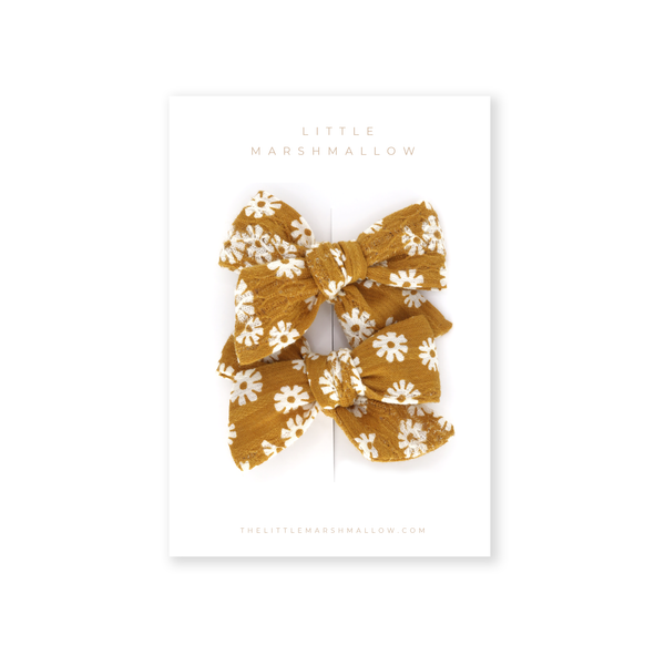 Pinwheel Pigtail Set // Mustard Daisies