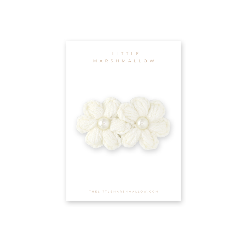 Clip // Dahlia - Pearl White