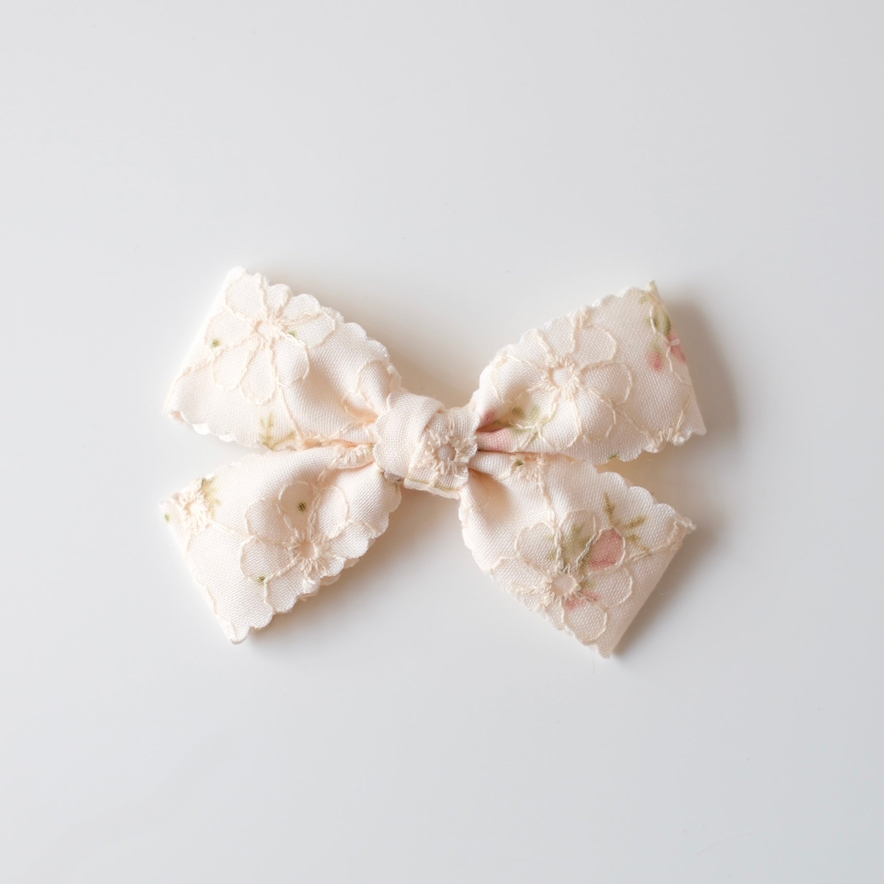 Pixie Bow | Cottage Petal Lace